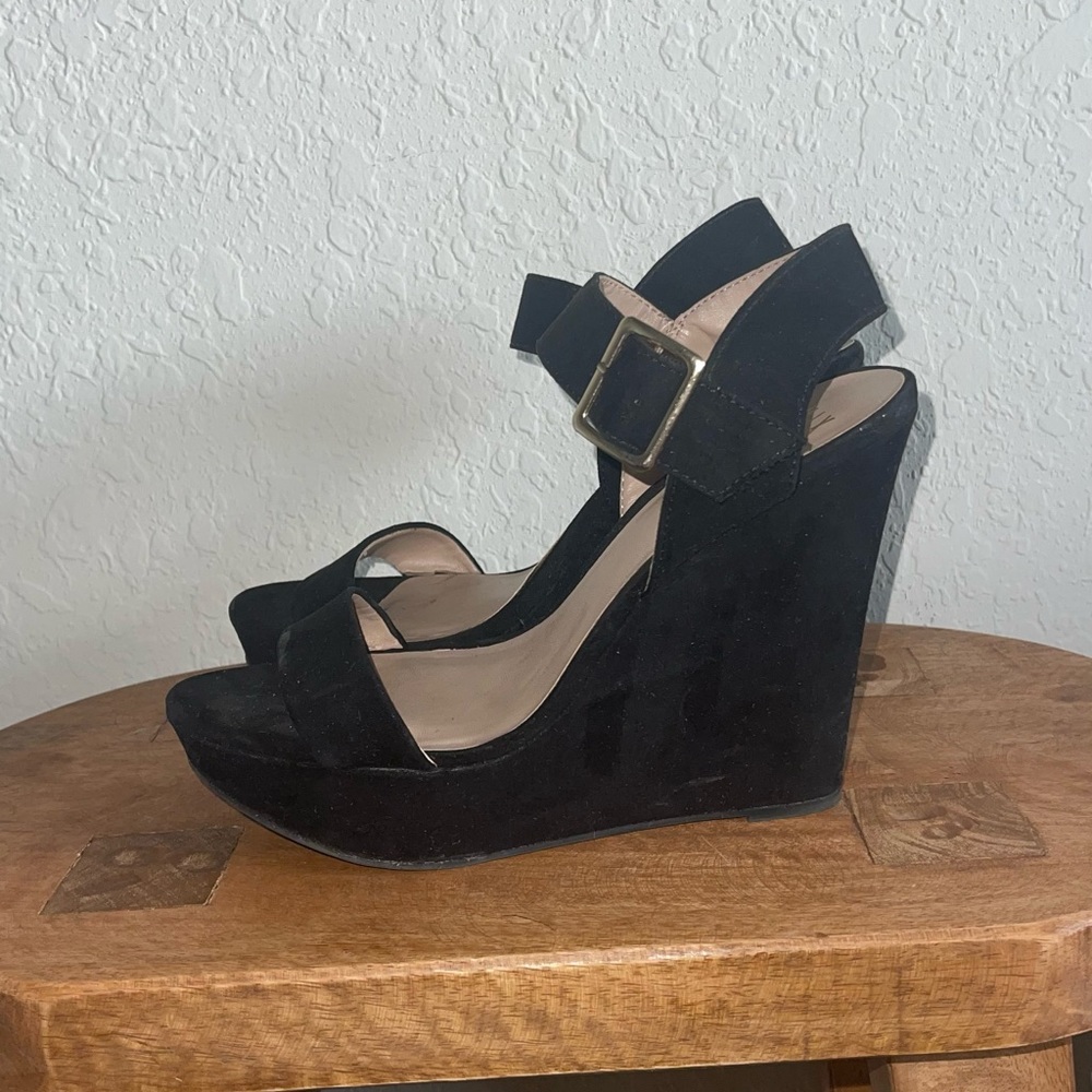 Black Wedge Heels